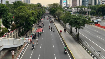Arus Lalu Lintas Slipi Ditutup Total Imbas Demo Mahasiswa di Depan Polda Metro Jaya