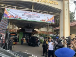 Belasan siswa diduga terdampak ledakan di SMAN 72 Jakarta Utara